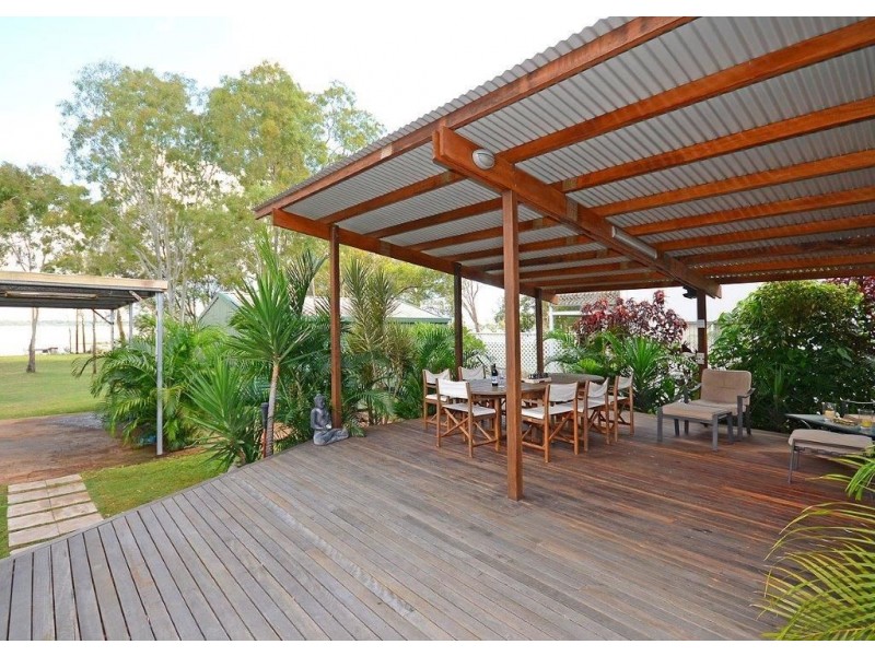 102 Riverview Drive, Burrum Heads QLD 4659