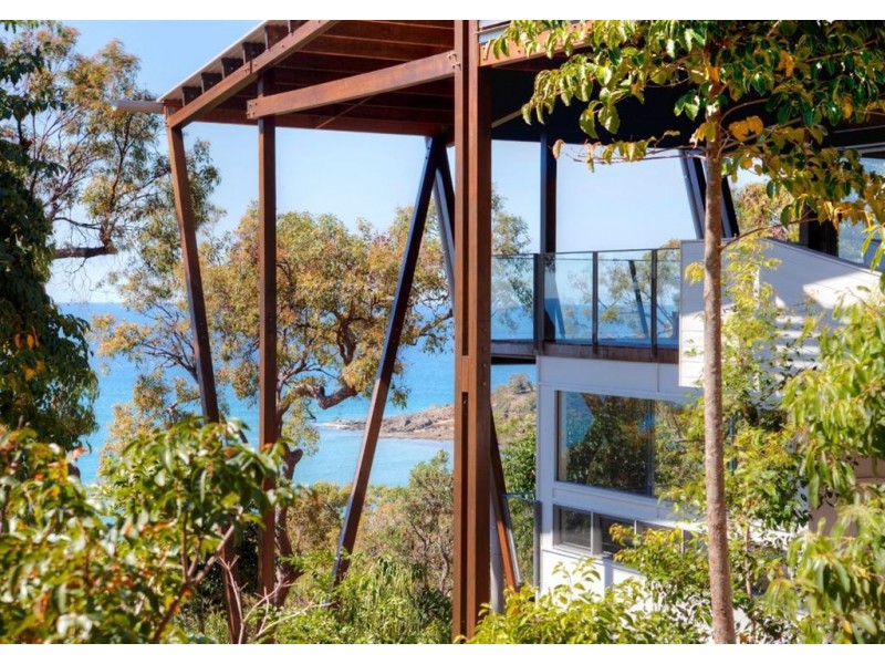 No 5 Springs Road, Agnes Water QLD 4677