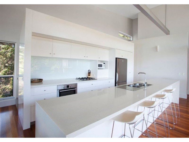 No 5 Springs Road, Agnes Water QLD 4677