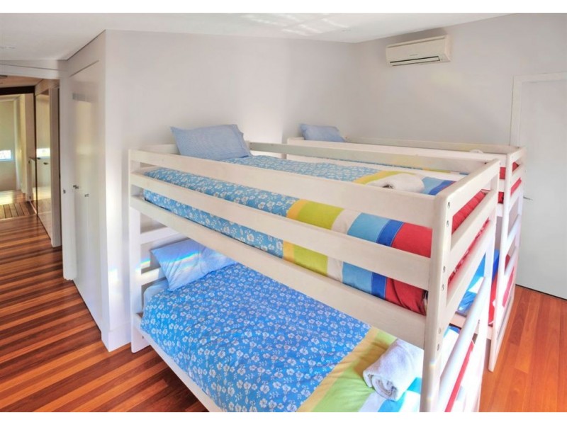 No 5 Springs Road, Agnes Water QLD 4677