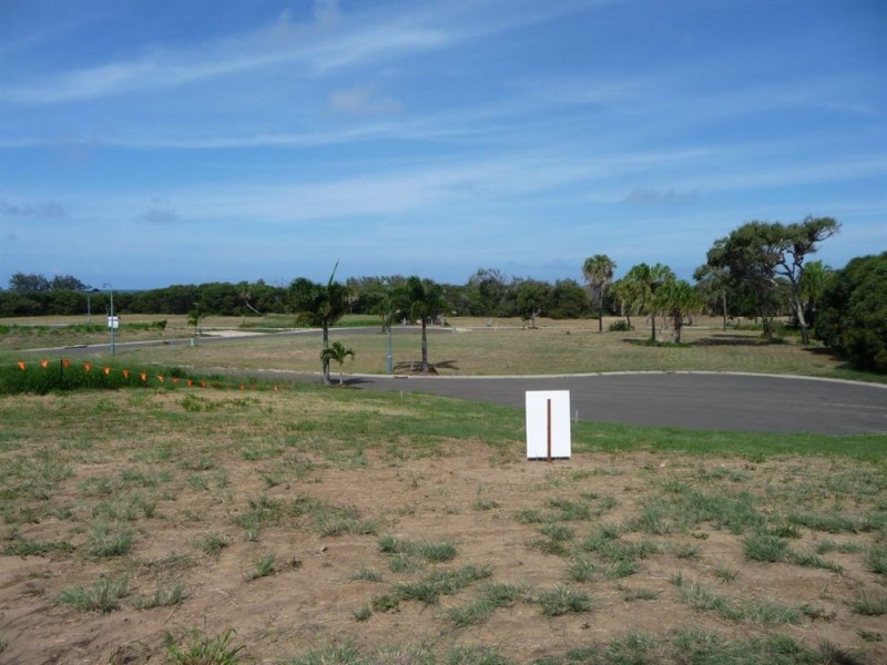 4 Seaview Court, Agnes Water QLD 4677