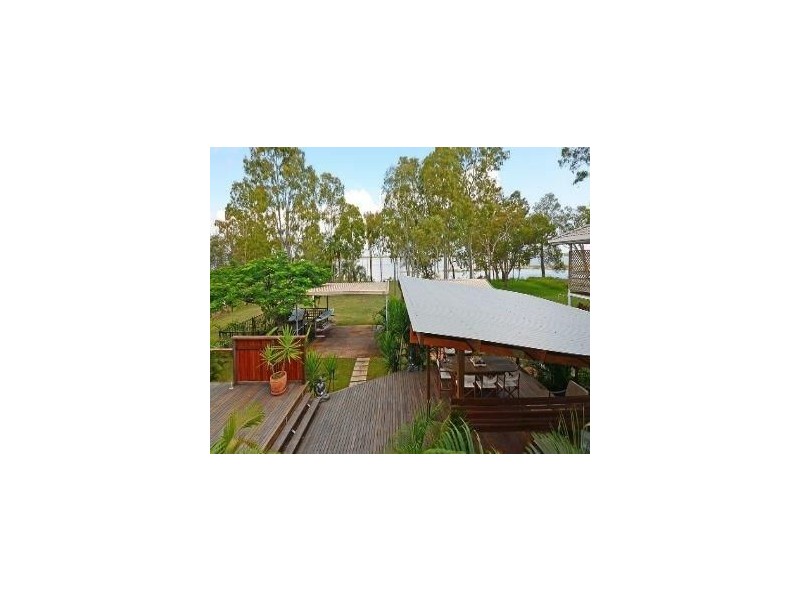 102 Riverview Drive, Burrum Heads QLD 4659