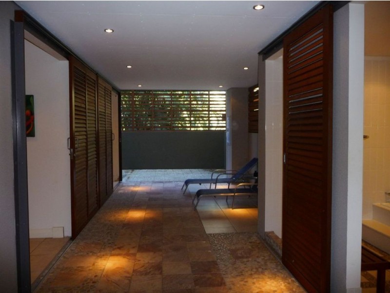 2/4 Ocean Beach Drive, Agnes Water QLD 4677