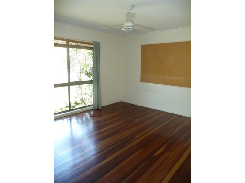 17 Springs Road, Agnes Water QLD 4677