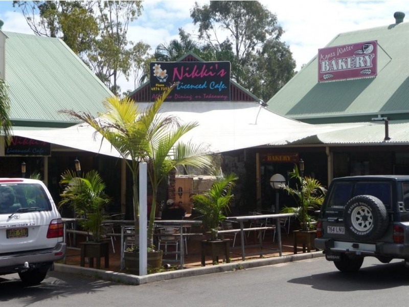 Shop 4 Round Hill Road, Agnes Water QLD 4677