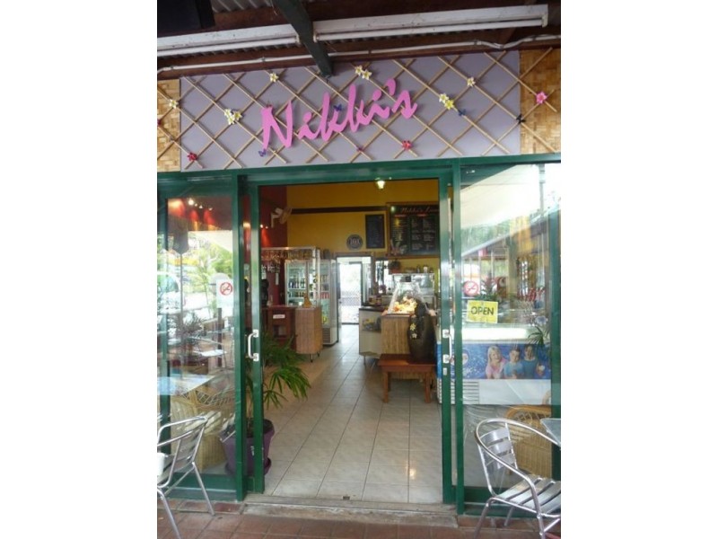 Shop 4 Round Hill Road, Agnes Water QLD 4677