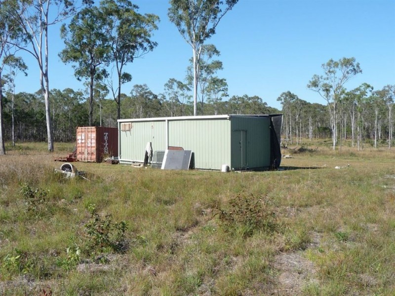 730 Round Hill Road, Captain Creek QLD 4677
