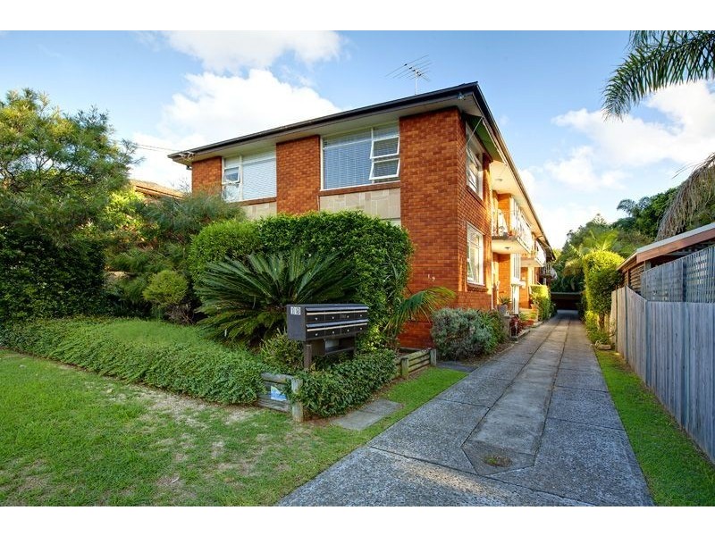 2/19 Heath Street, Mona Vale NSW 2103