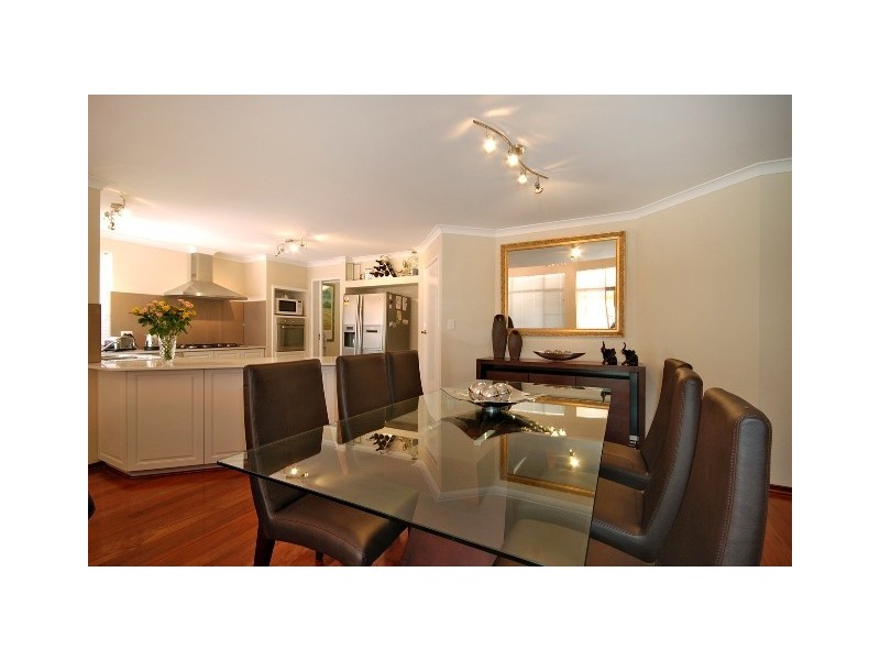 11 Burrows Place, Winthrop WA 6150