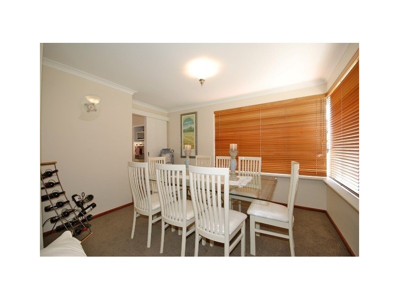 11 Burrows Place, Winthrop WA 6150