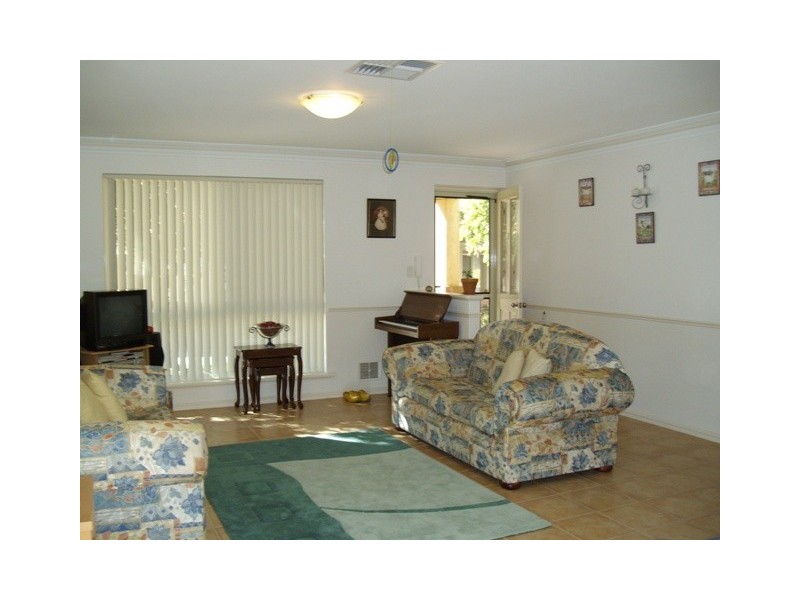 13 Vol/Fol: 2187/713 Paddington Court, Bibra Lake WA 6163