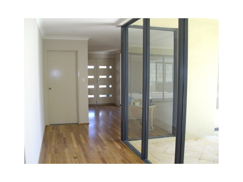 40 Bayview Terrace, Yangebup WA 6164