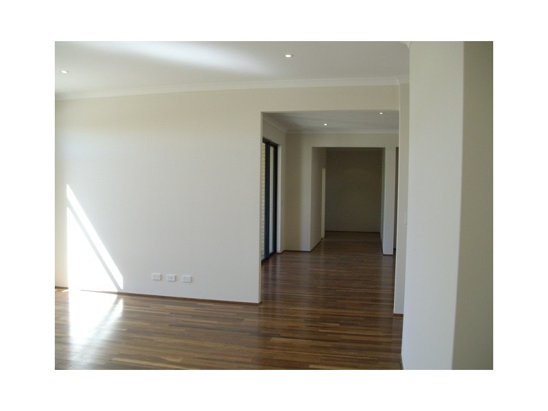 1 Dugong View, Yangebup WA 6164