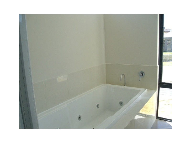 1 Dugong View, Yangebup WA 6164
