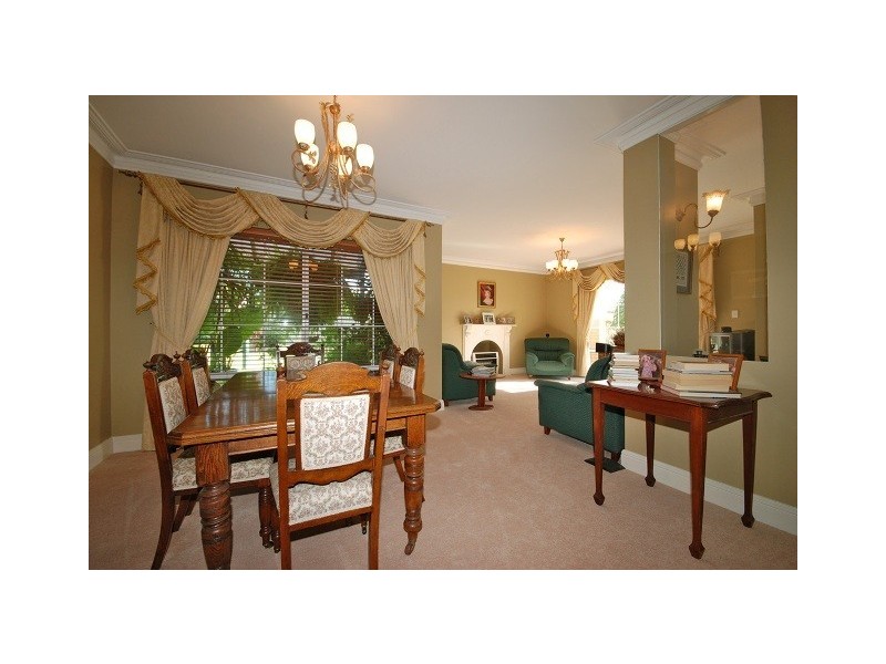 19 Parker Place, Winthrop WA 6150