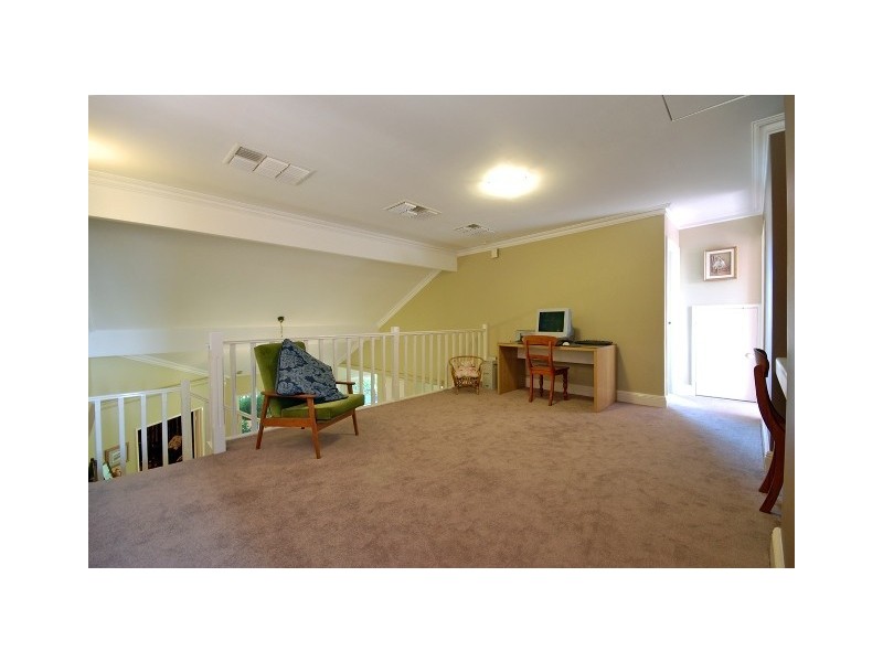 19 Parker Place, Winthrop WA 6150