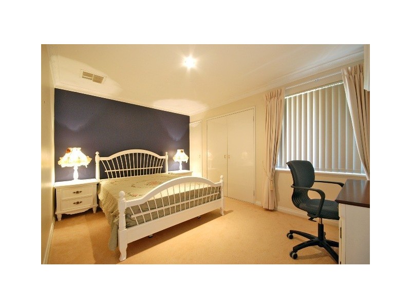 29 Ten Seldam Circle, Winthrop WA 6150