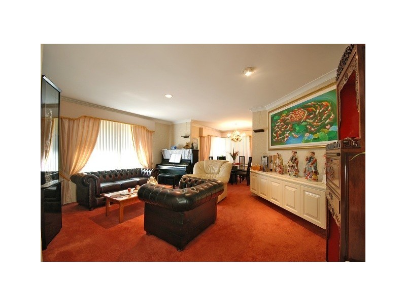 14 Winthrop Drive, Winthrop WA 6150