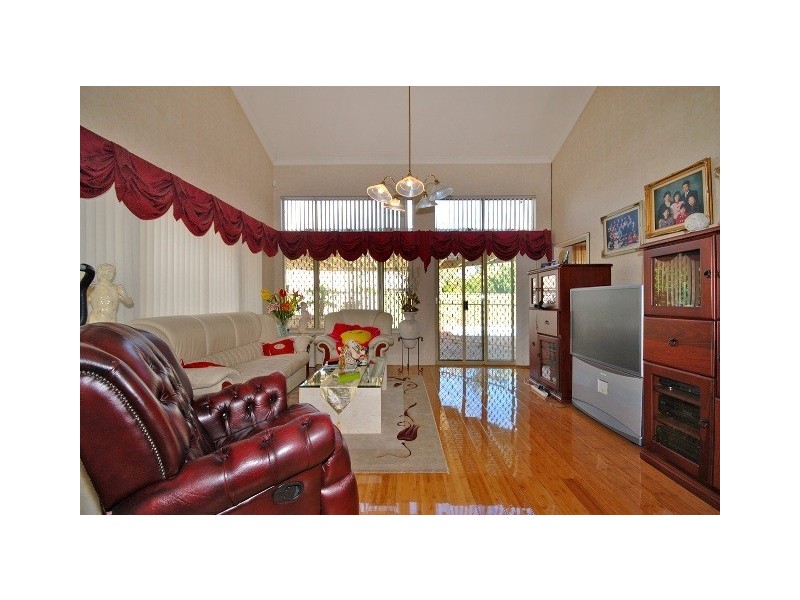 14 Winthrop Drive, Winthrop WA 6150