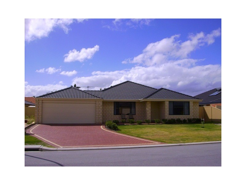 35 Baddesley Way, Canning Vale WA 6155