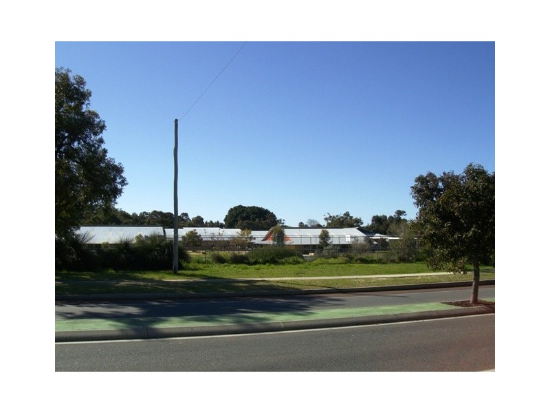 2C Challenger Place, Melville WA 6156