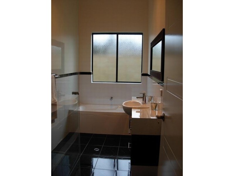 2C Challenger Place, Melville WA 6156