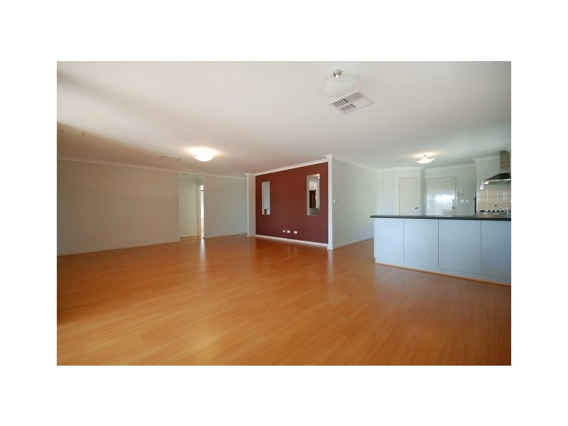 68 Vol/Fol: 2561/834 Dupont Way, Canning Vale WA 6155