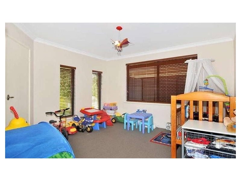 5 Alondro Way, Meadow Springs WA 6210