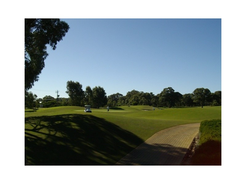 5 Alondro Way, Meadow Springs WA 6210