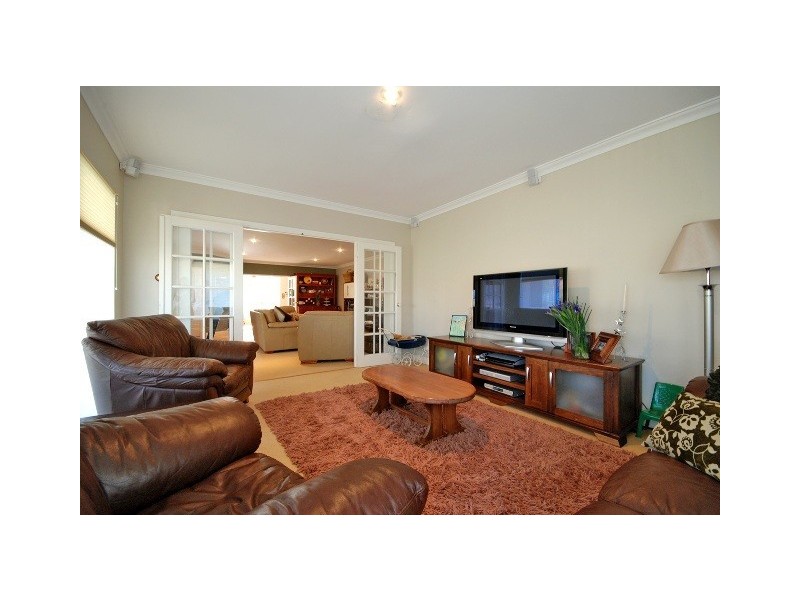 14 Laguna Green, Jandakot WA 6164