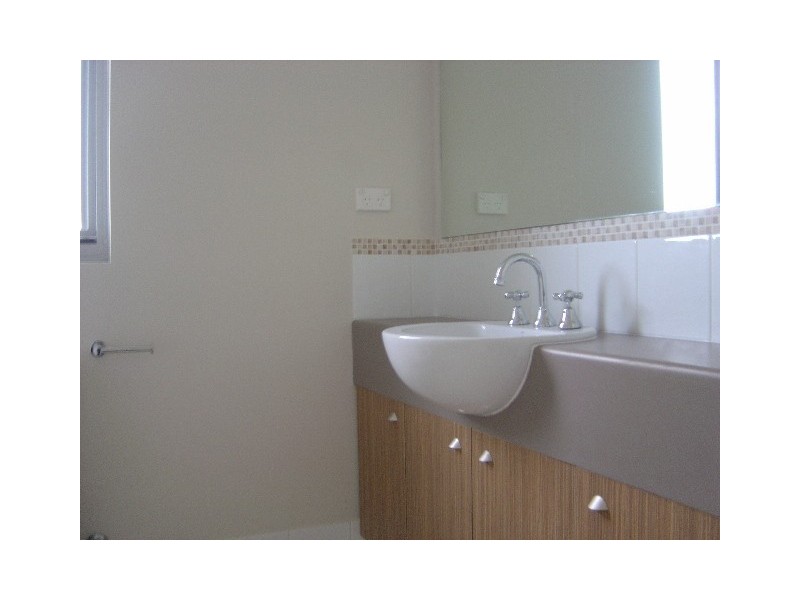 9/105 Wentworth Parade, Success WA 6164