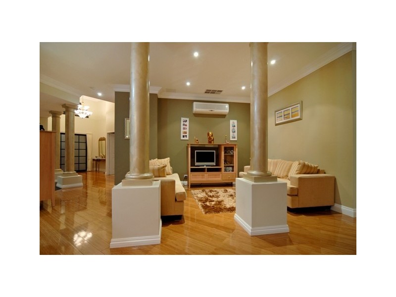 9 Silkwood Street, Southern River WA 6110