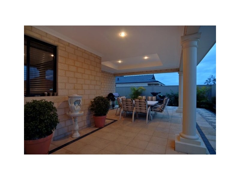 9 Silkwood Street, Southern River WA 6110