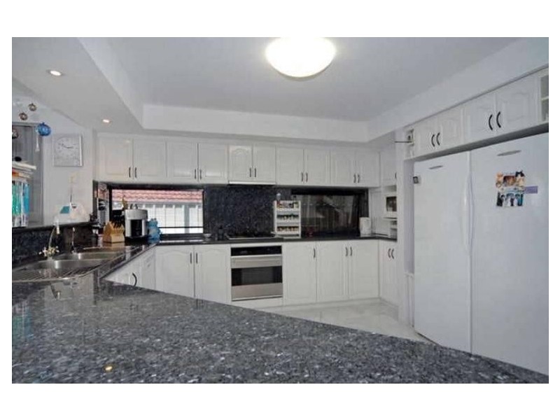 27 Allen-Williams Parade, Winthrop WA 6150