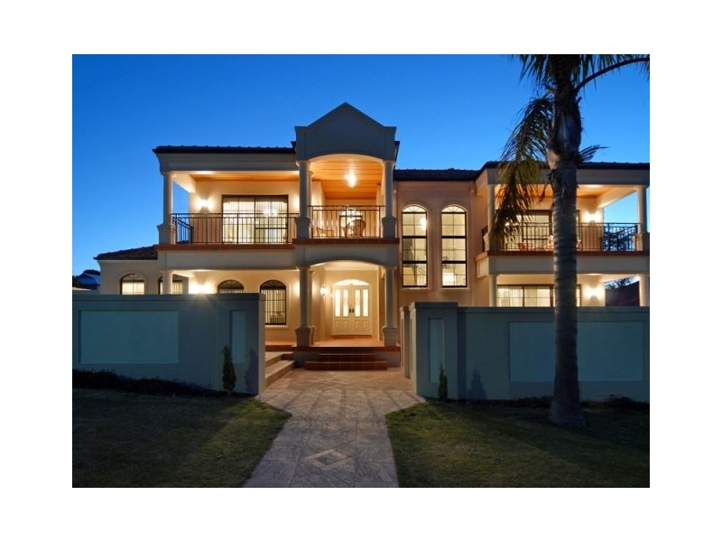 100 View Terrace, Bicton WA 6157