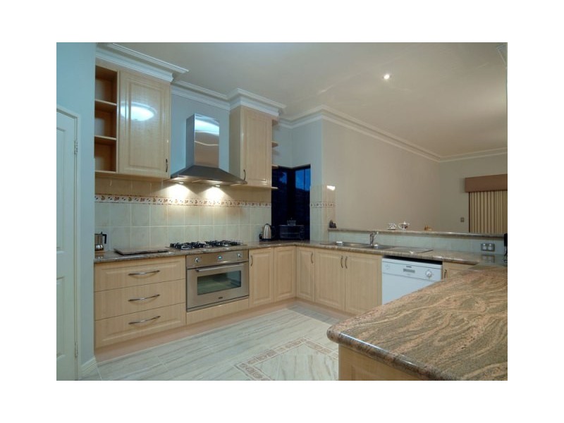 100 View Terrace, Bicton WA 6157