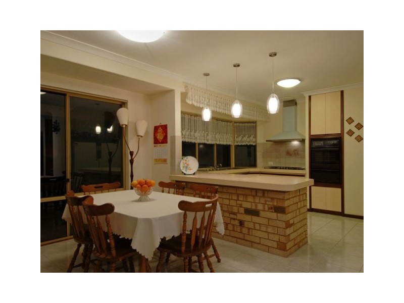 40 Lucraft Gardens, Winthrop WA 6150