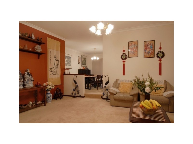 40 Lucraft Gardens, Winthrop WA 6150