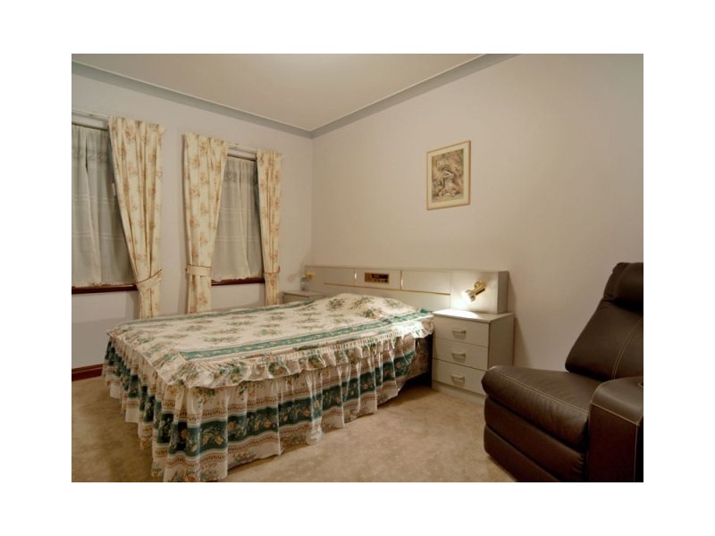 14 Edmiston Way, Winthrop WA 6150