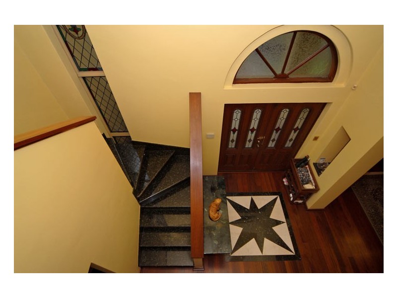 39 Whitfeld Terrace, Winthrop WA 6150