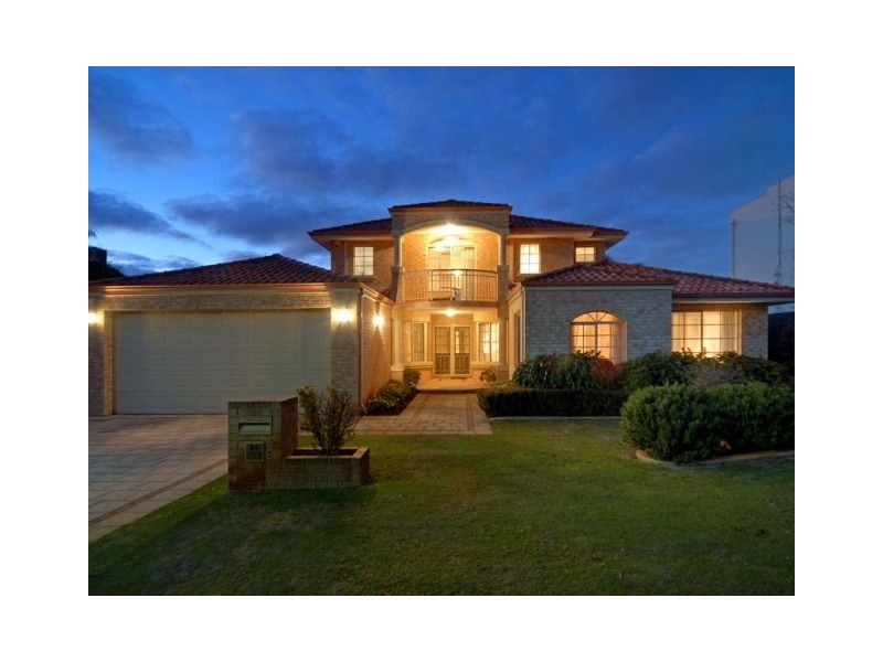 44 Houghton Way, Winthrop WA 6150