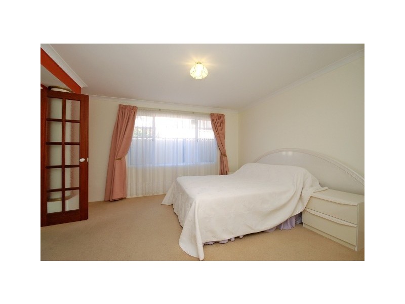 17 Thurloe Way, Canning Vale WA 6155