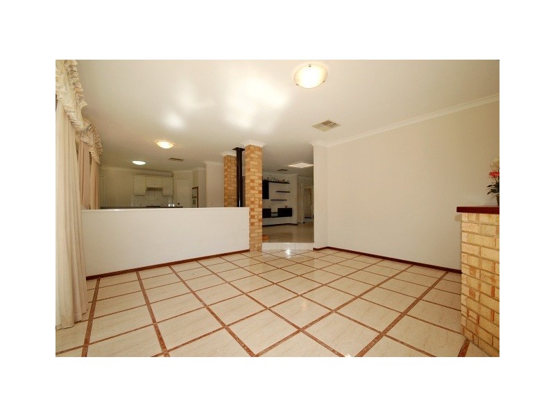 11 Henn Close, Winthrop WA 6150