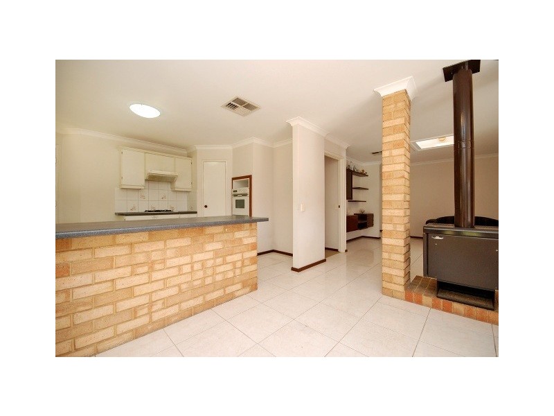 11 Henn Close, Winthrop WA 6150