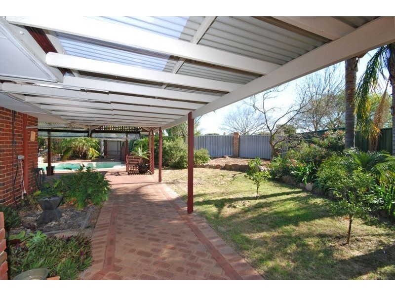 10 Waite Court, Parkwood WA 6147