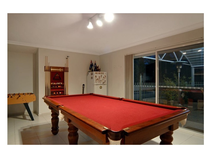 19 Chesters Way, Winthrop WA 6150