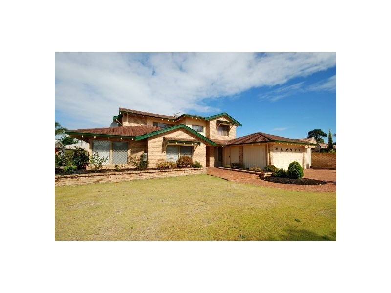 14 Winthrop Drive, Winthrop WA 6150