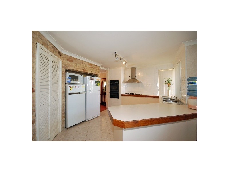 14 Winthrop Drive, Winthrop WA 6150