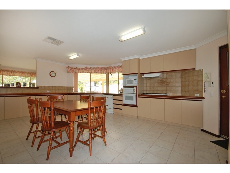 49 Aitken Drive, Winthrop WA 6150