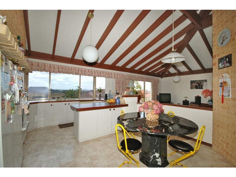 38 Whitfeld Terrace, Winthrop WA 6150